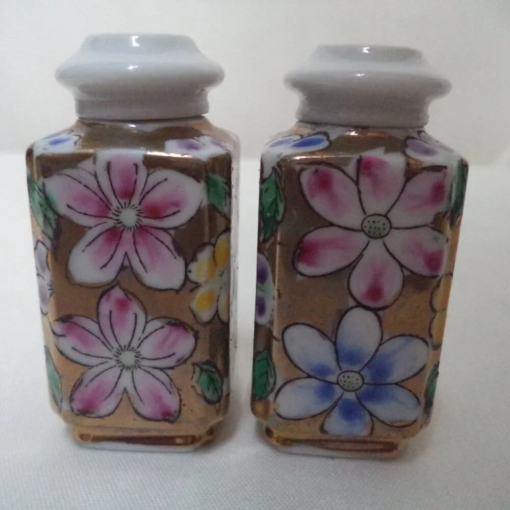 Vintage Chintz Porcelain Salt Pepper Shaker Set small gold pink green yellow 2.7